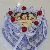 A cake made at Soni's Bakery in Orlando, FL